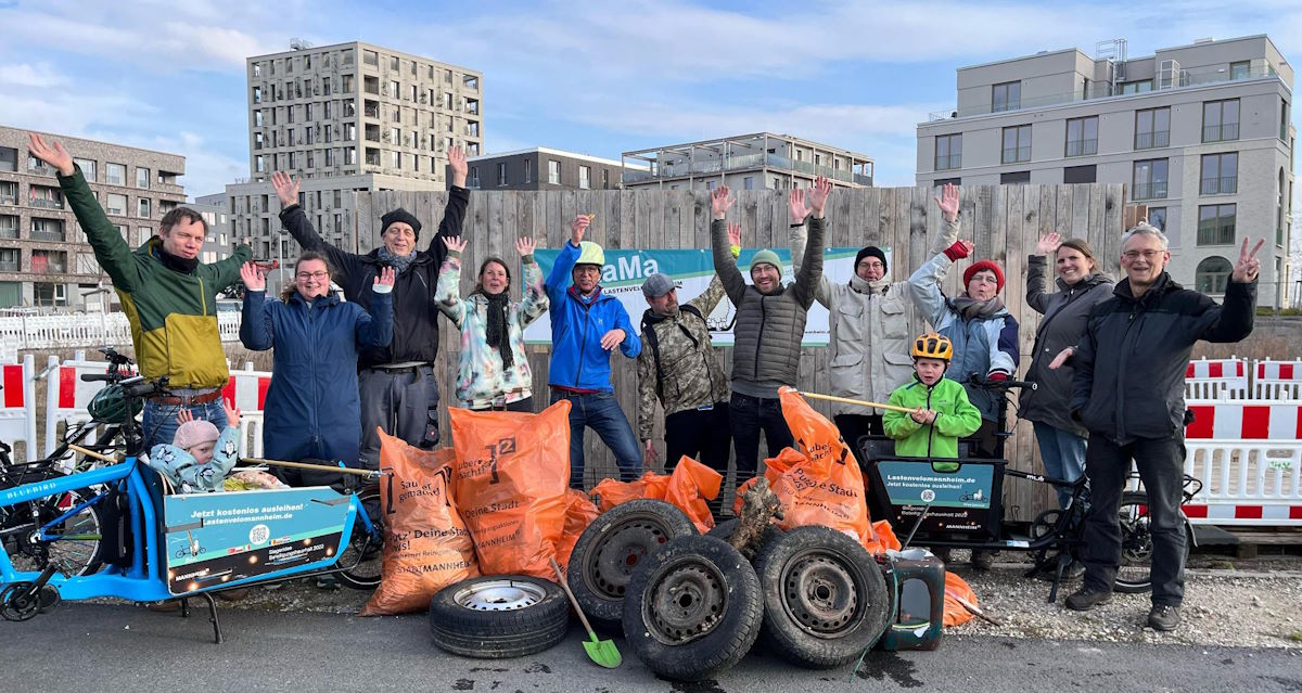 Erfolgreicher Reinigungstag auf Spinelli mit einem Gebiss